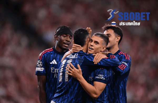 Gabriel Martinelli and Leandro Trossard both